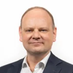 Portrait photo of Aaron McLoughlin.