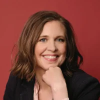 Portrait photo of Laura Shields.